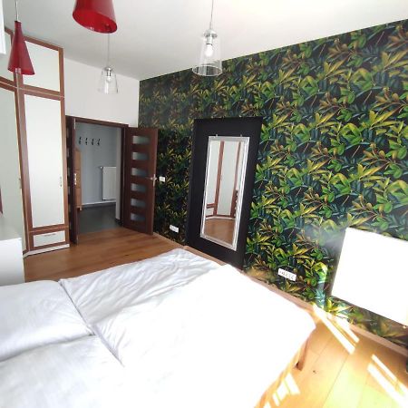 Apartament Przy Galerii Forum Gliwice Witkiewicza Luaran gambar