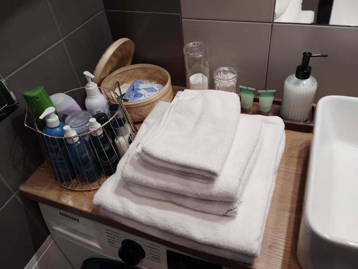 Apartament Przy Galerii Forum Gliwice Witkiewicza Luaran gambar